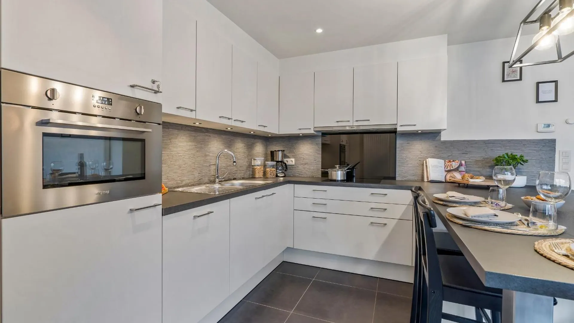 Huys Alma - Apartment With Extremely Large Terrace Middelkerke